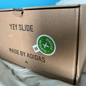 Adidas YZY Slide Box
